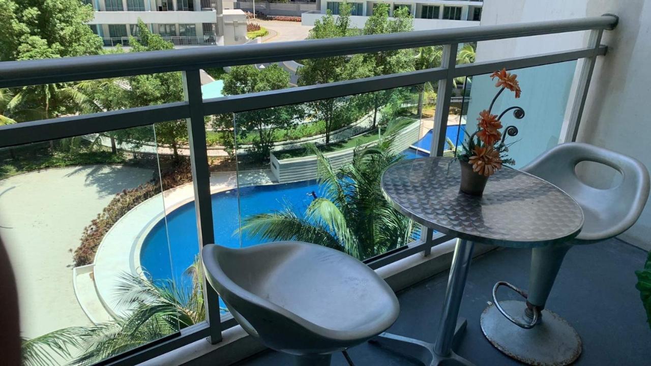 Azure Urban Residence A11 Near Airport And Sm Bicutan+ Free Wifi Paranaque City Luaran gambar