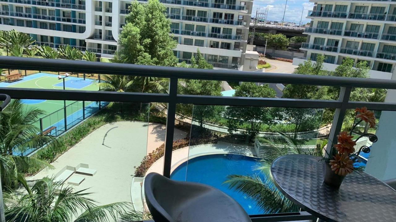 Azure Urban Residence A11 Near Airport And Sm Bicutan+ Free Wifi Paranaque City Luaran gambar
