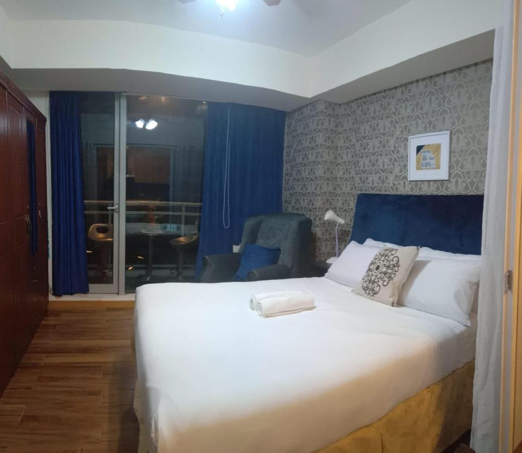 Azure Urban Residence A11 Near Airport And Sm Bicutan+ Free Wifi Paranaque City Luaran gambar