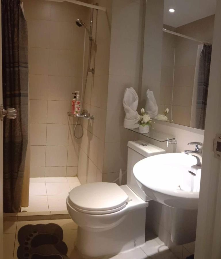 Azure Urban Residence A11 Near Airport And Sm Bicutan+ Free Wifi Paranaque City Luaran gambar